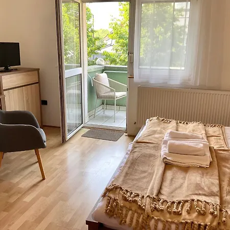 Guszti Gazde/Camere de închiriat Hévíz